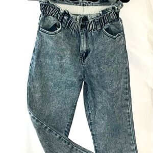 Wild Fable High Rise Paperbag Waist Acid Wash Mom Jeans Size 2